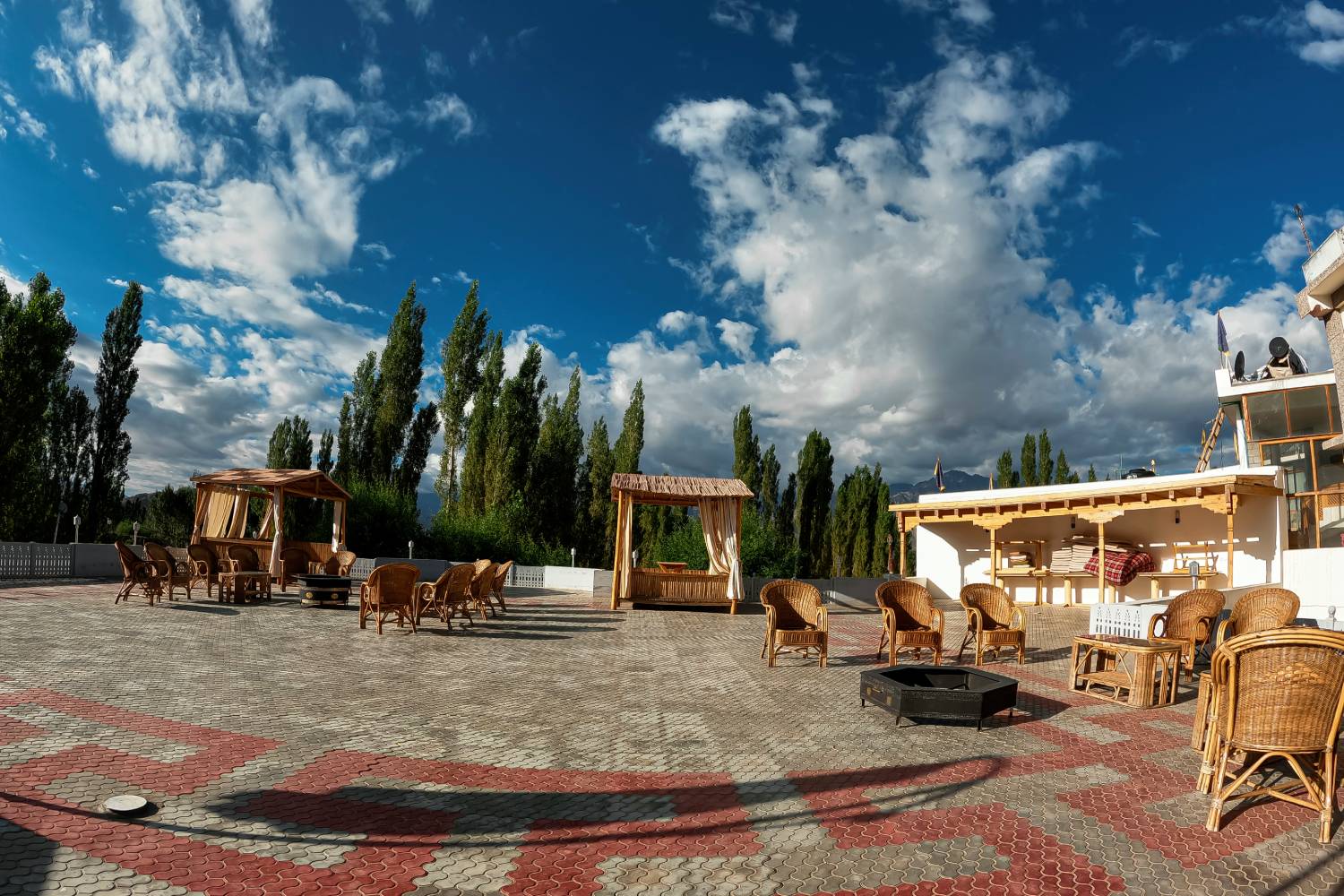 3 star hotel in leh ladakh
