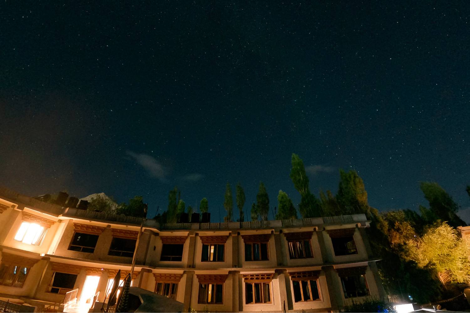 4 star hotel in leh ladakh